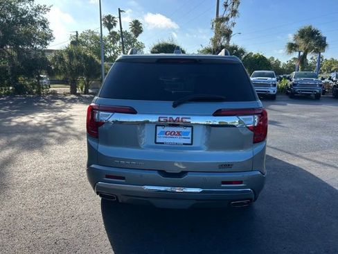 Used 2023 GMC Acadia Denali w/ Denali Ultimate Package FWD image 5