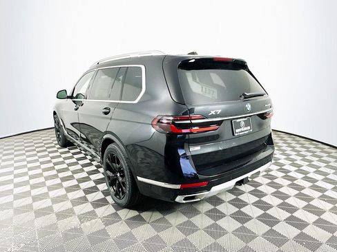 Used 2025 BMW X7 xDrive40i w/ Premium Package image 6