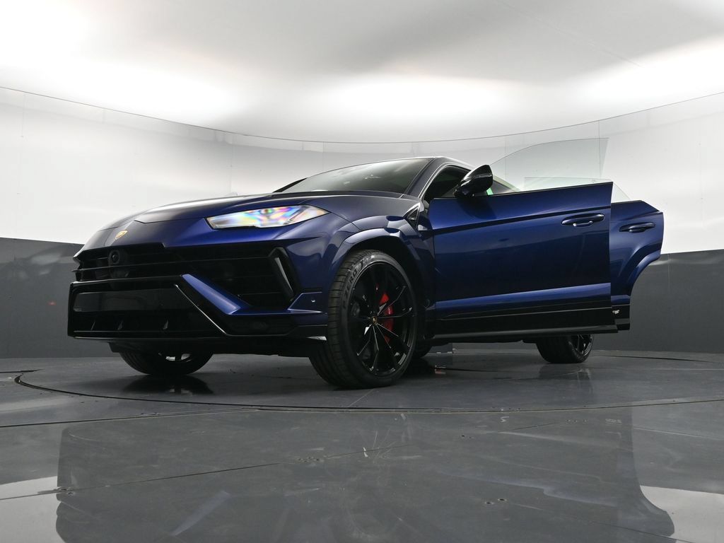 Used 2023 Lamborghini Urus S AWD/4WD image 44