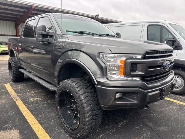 Used 2018 Ford F150 XLT w/ Equipment Group 302A Luxury AWD/4WD image 2