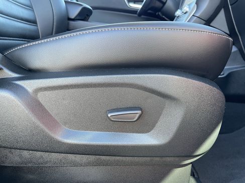 Used 2022 Ford Edge SEL w/ Convenience Package image 37