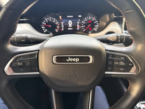 Used 2022 Jeep Compass Limited AWD/4WD image 11