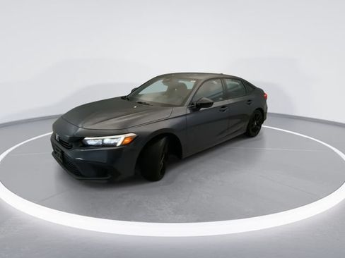 Used 2024 Honda Civic Sport image 2