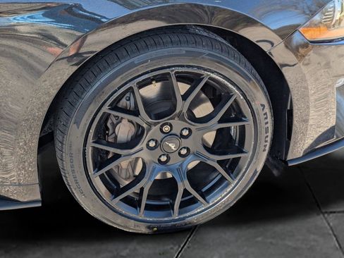 Used 2019 Ford Mustang Premium w/ Ecoboost Performance Package image 6