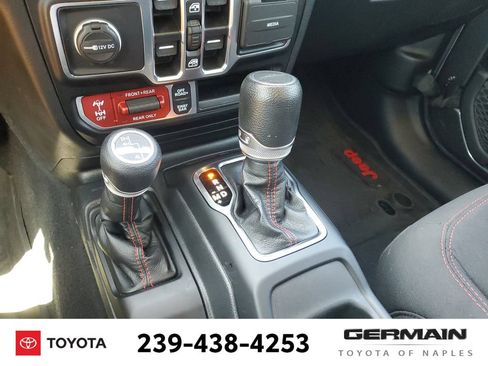 Used 2023 Jeep Gladiator Rubicon AWD/4WD image 28