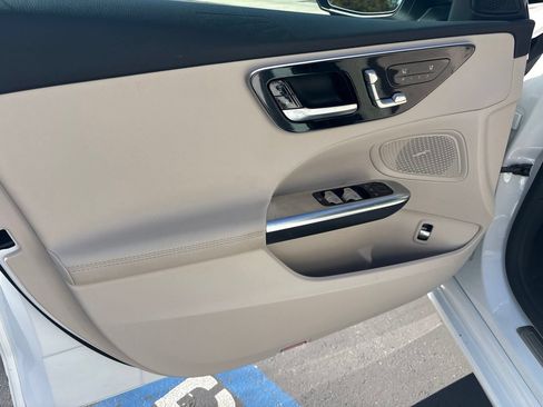 Certified 2024 Mercedes-Benz C 300 Sedan image 7