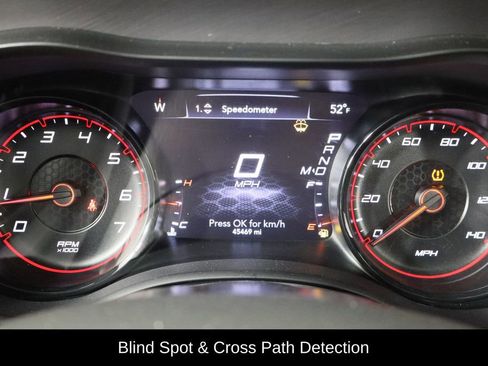 Used 2022 Dodge Charger GT w/ Plus Group image 11