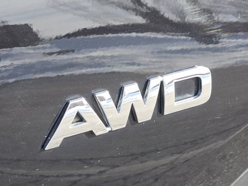 Used 2021 Kia Seltos EX image 17