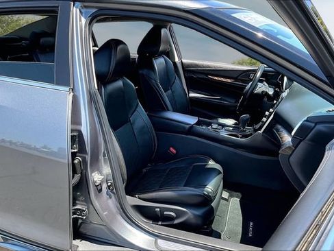 Certified 2017 Nissan Maxima Platinum FWD image 29