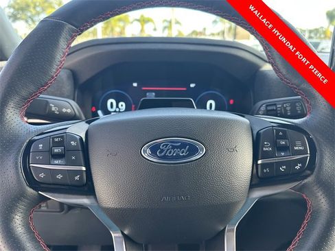 Used 2025 Ford Explorer ST-Line w/ Premium Package image 21