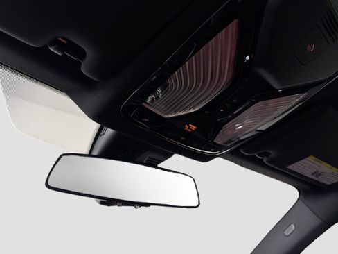 Certified 2024 BMW 230i Coupe w/ M Sport Package image 20