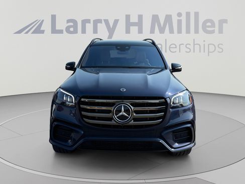 Used 2024 Mercedes-Benz GLS 450 4MATIC image 8