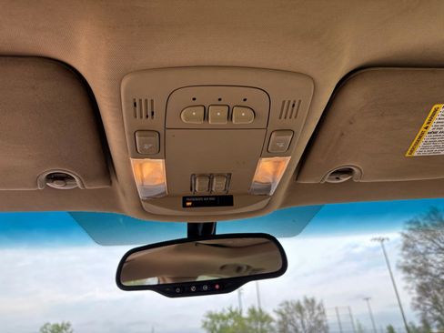 Used 2011 Buick Lucerne CXL w/ Driver Confidence Package image 17