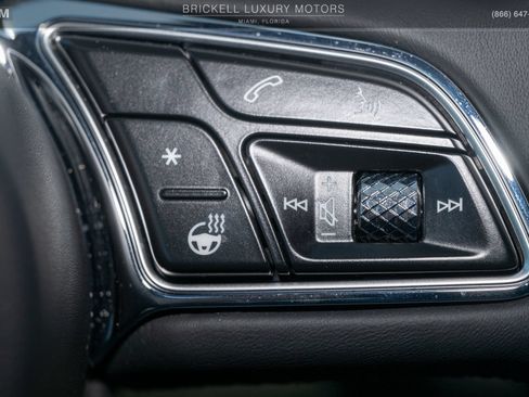 Used 2025 Bentley Flying Spur Plug-In Hybrid w/ First Edition Specification AWD/4WD image 37