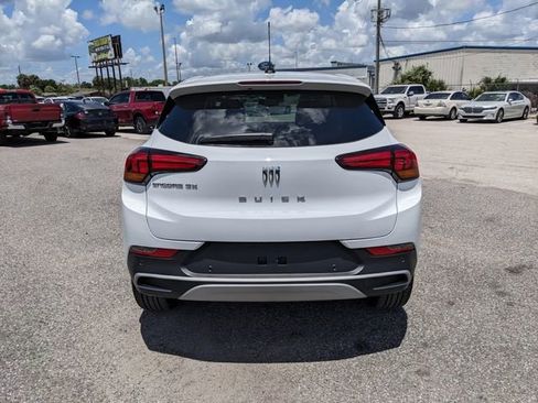 Used 2026 Buick Encore GX Preferred w/ Advanced Technology Package FWD image 4