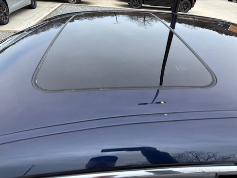 Used 2017 Lexus LS 460 AWD image 9