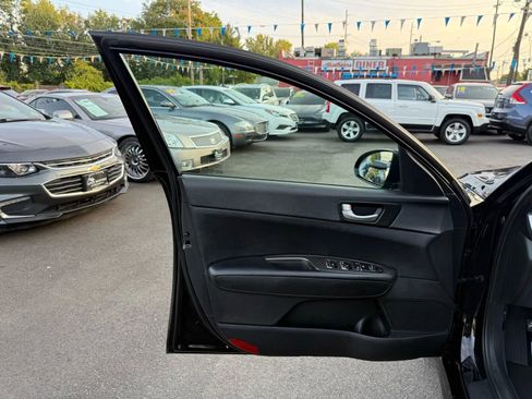 Used 2019 Kia Optima S w/ S Panoramic Sunroof Package image 15