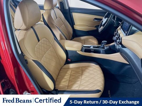 Used 2021 Nissan Sentra SV w/ SV Premium Package image 14