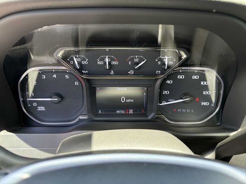 Used 2022 GMC Sierra 1500 Elevation w/ LPO, Elevation Black Package AWD/4WD image 10