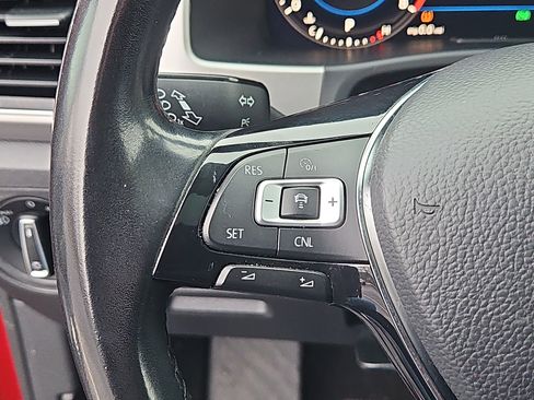 Used 2018 Volkswagen Atlas SEL Premium image 21