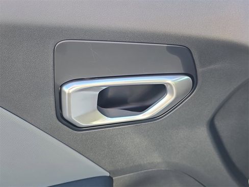 New 2025 Kia K4 LXS image 21