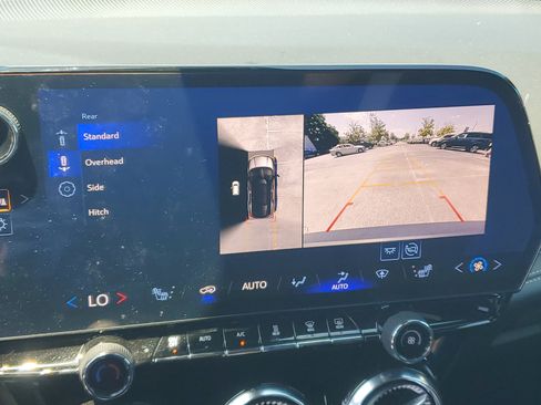 Used 2024 Chevrolet Blazer EV LT AWD/4WD image 24