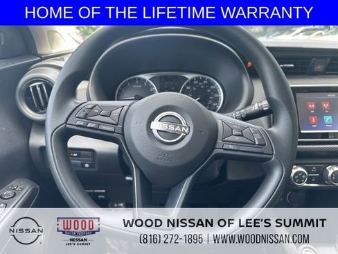 New 2025 Nissan Kicks Play S image 14