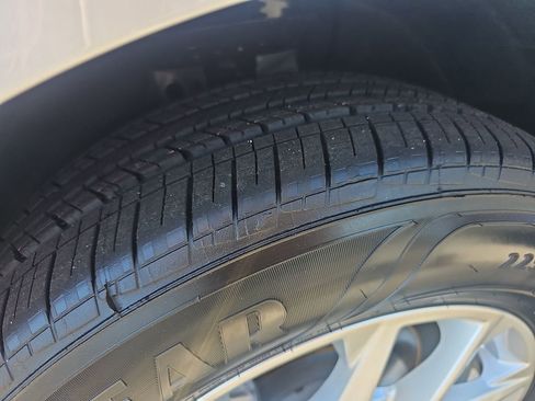 Certified 2022 Chevrolet Equinox LS AWD/4WD image 28