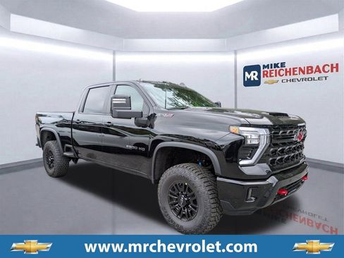 New 2026 Chevrolet Silverado 2500 ZR2 AWD/4WD image 1