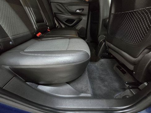 Used 2020 Buick Encore Preferred FWD image 11