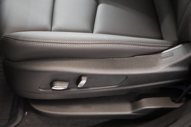 New 2026 Cadillac XT5 Luxury w/ LPO, Floor Liner Package AWD/4WD image 13