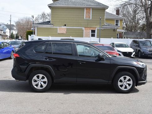 Used 2025 Toyota RAV4 LE image 5