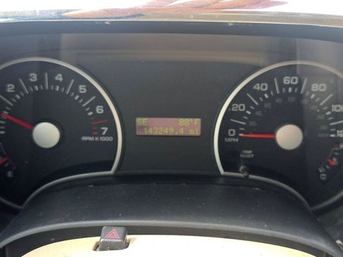 Used 2006 Ford Explorer XLT RWD image 8