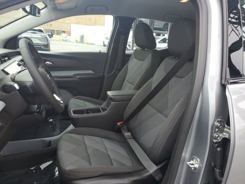 New 2027 Chevrolet Bolt LT w/ Comfort Package FWD image 17
