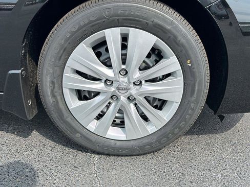 New 2025 Nissan Sentra S image 9