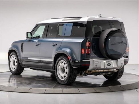 Used 2025 Land Rover Defender 110 S AWD/4WD image 3