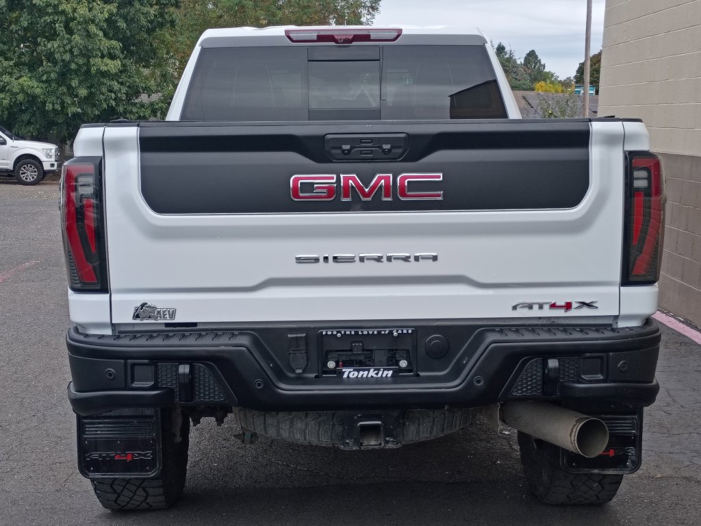 Used 2025 GMC Sierra 2500 AT4X w/ AT4X AEV Edition AWD/4WD image 7