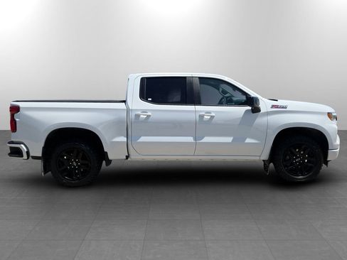 Used 2023 Chevrolet Silverado 1500 RST w/ Z71 Off-Road Package AWD/4WD image 5