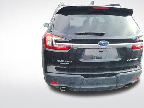 Used 2024 Subaru Ascent Premium w/ Convenience Package image 10