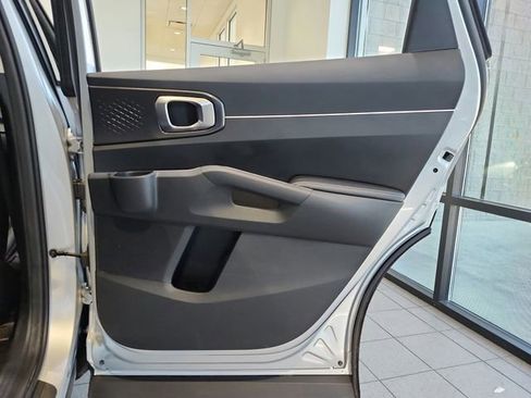Certified 2022 Kia Sorento S FWD image 28