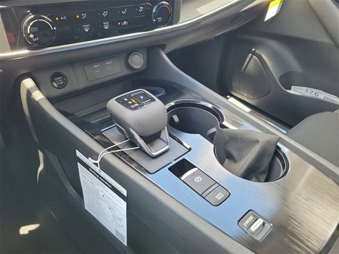 New 2026 Nissan Rogue S image 11