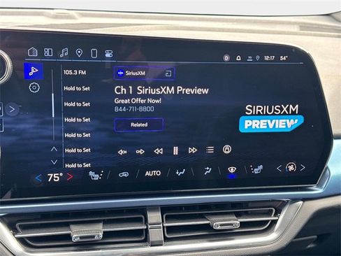 Used 2024 Chevrolet Equinox EV LT image 19