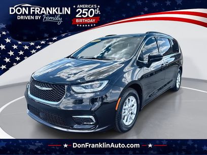 Used 2022 Chrysler Pacifica Touring-L