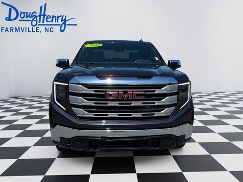 Used 2022 GMC Sierra 1500 SLE AWD/4WD image 8