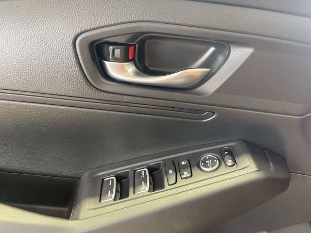 Used 2025 Honda Accord LX image 14