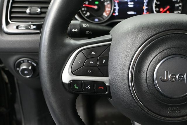 Used 2017 Jeep Compass Limited w/ Navigation Group AWD/4WD image 20