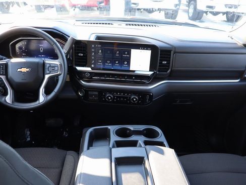 Used 2026 Chevrolet Silverado 1500 LT image 13