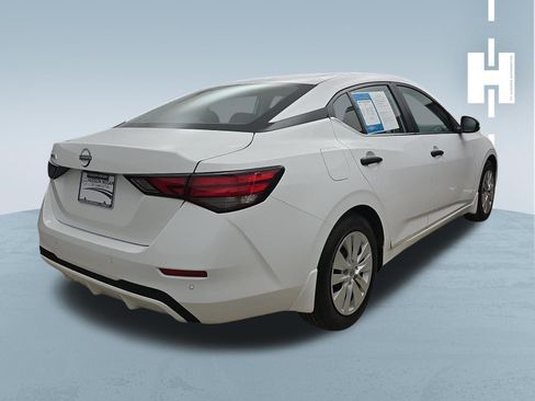 Used 2025 Nissan Sentra S FWD image 4