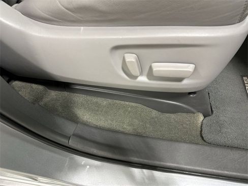 Used 2015 Toyota Sienna XLE image 30