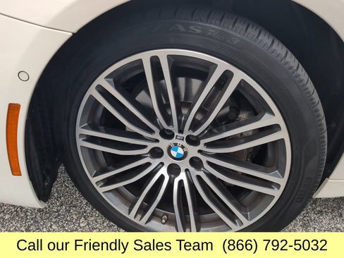 Used 2020 BMW 530i xDrive w/ M Sport Package AWD/4WD image 30